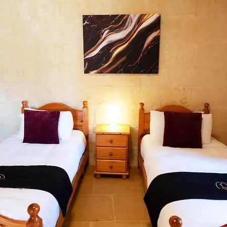 Nirvana Gozitan & Pool - Happy Apartment *