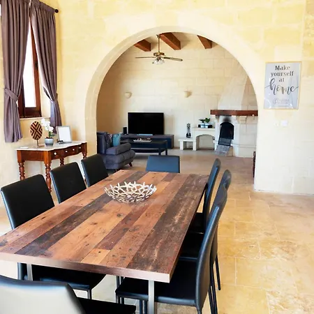 Apartment Nirvana Gozitan & Pool - Happy
