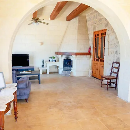 Nirvana Gozitan & Pool - Happy Qala