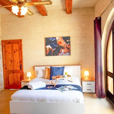Nirvana Gozitan & Pool - Happy Apartment *