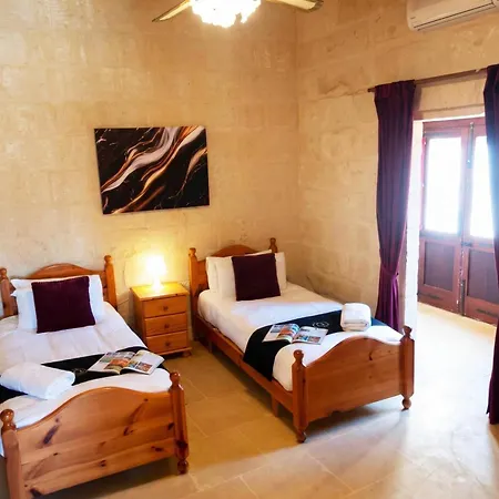 Nirvana Gozitan & Pool - Happy Apartment Qala