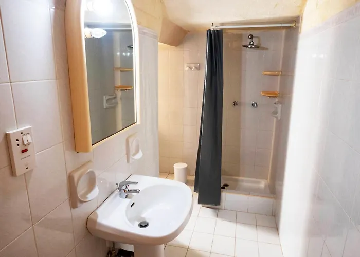 Nirvana Gozitan Villa&pool - Happy