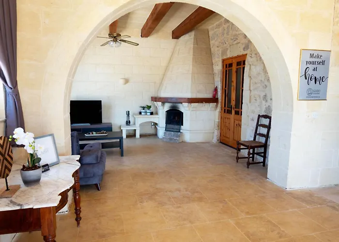 Nirvana Gozitan Villa&pool - Happy * Qala